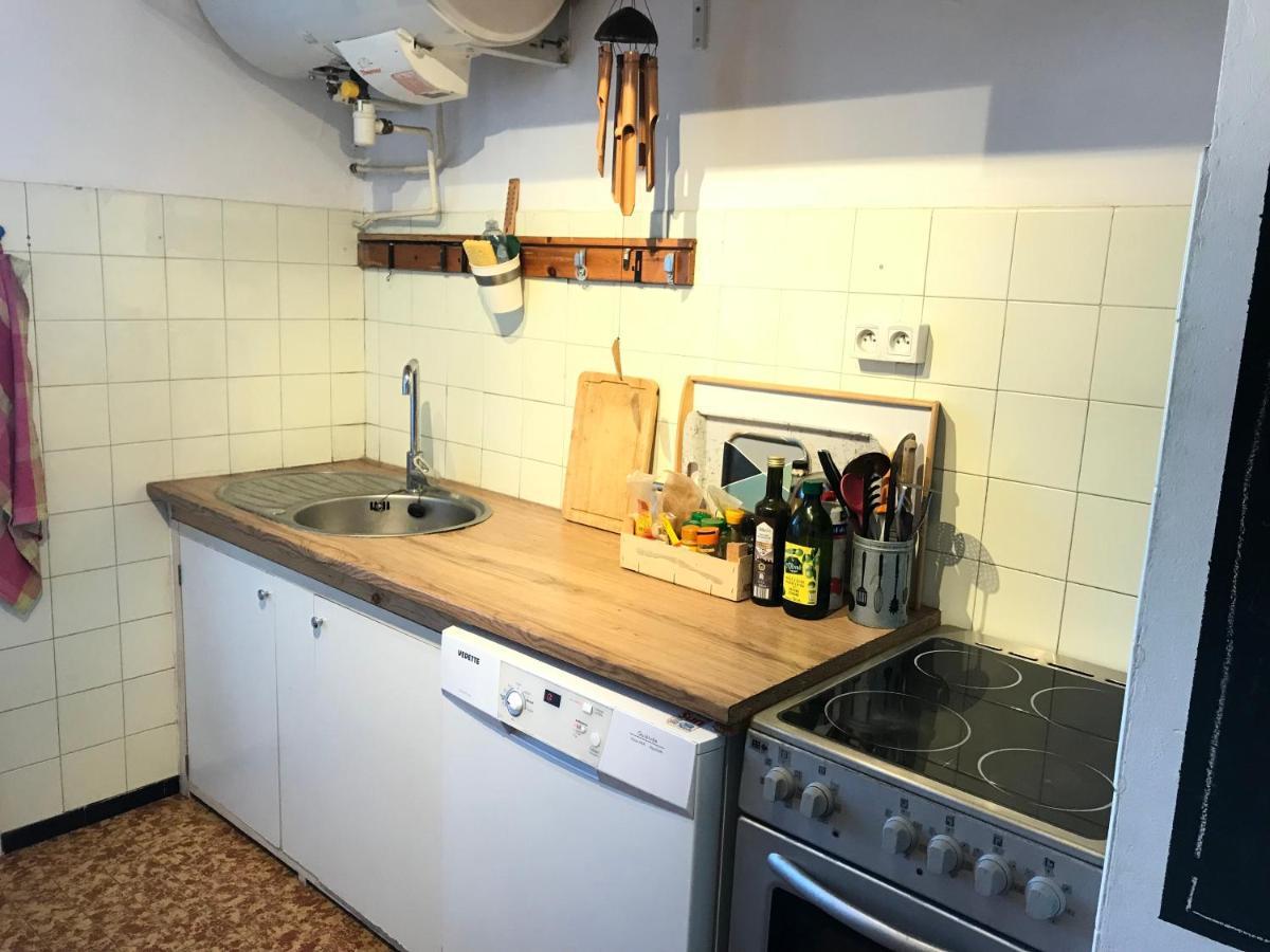 Chez Val & Dam Apartment Авиньон Екстериор снимка